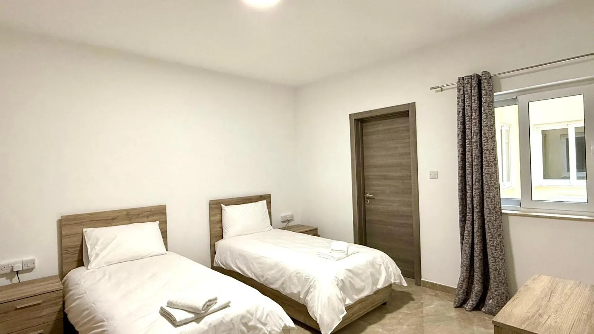 Apartment New Apartment! Walking Distance To The Three Cities By Sf Homes Fgura